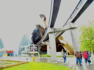 DSC00224 Outside the EMP Museum